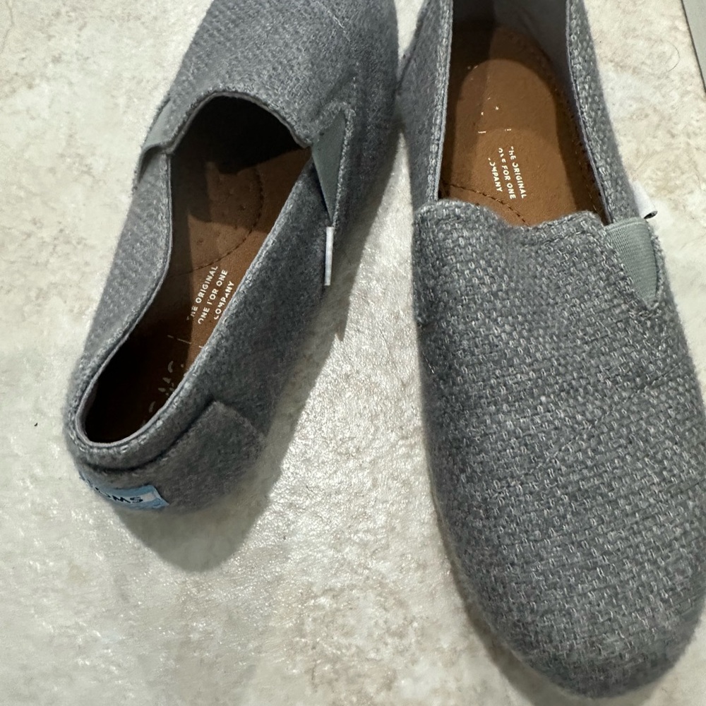 Toms Gray Women's Slip-On Flats